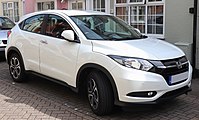 2018 Honda HR-V SE i-VTEC 1.5 Front.jpg